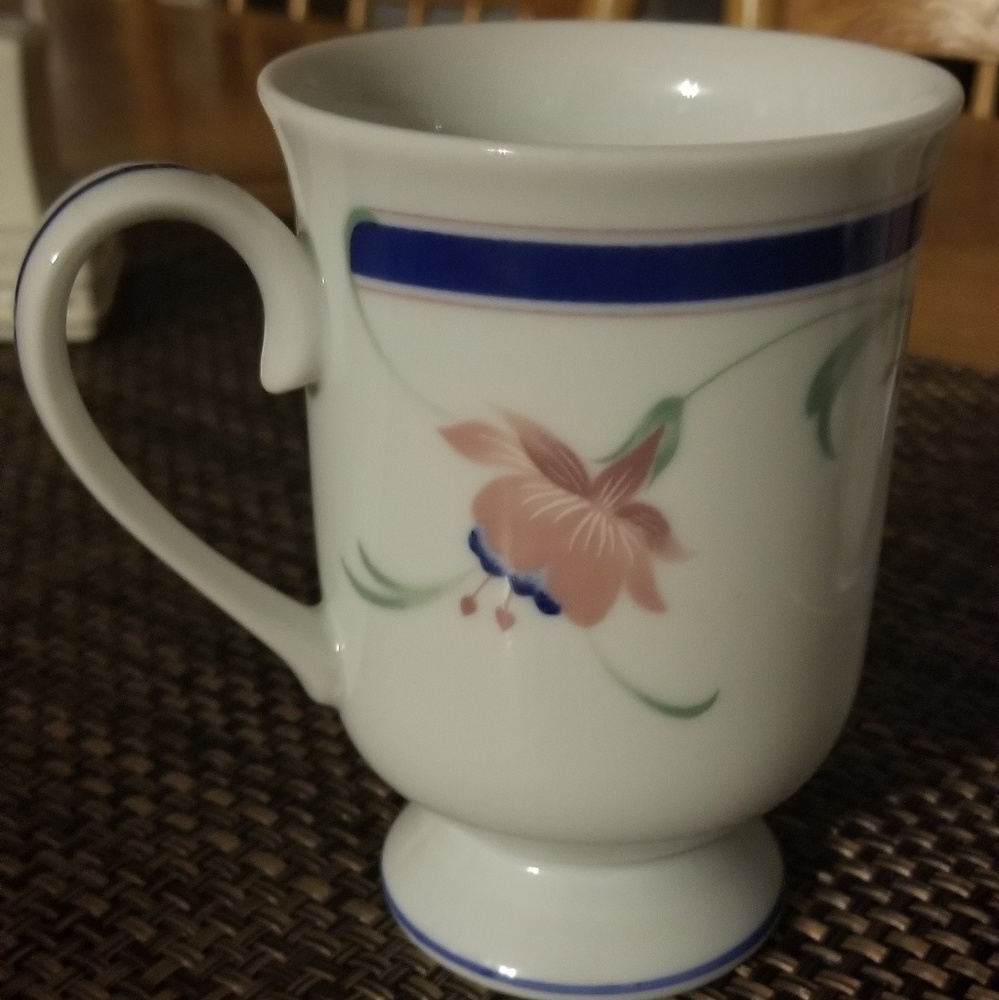 Princess House, California Poppy Mugs, excellent c